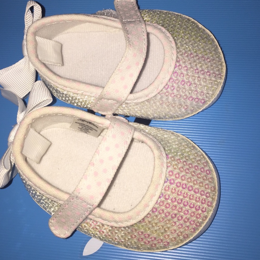 Baby shoes - Picture 3 of 3
